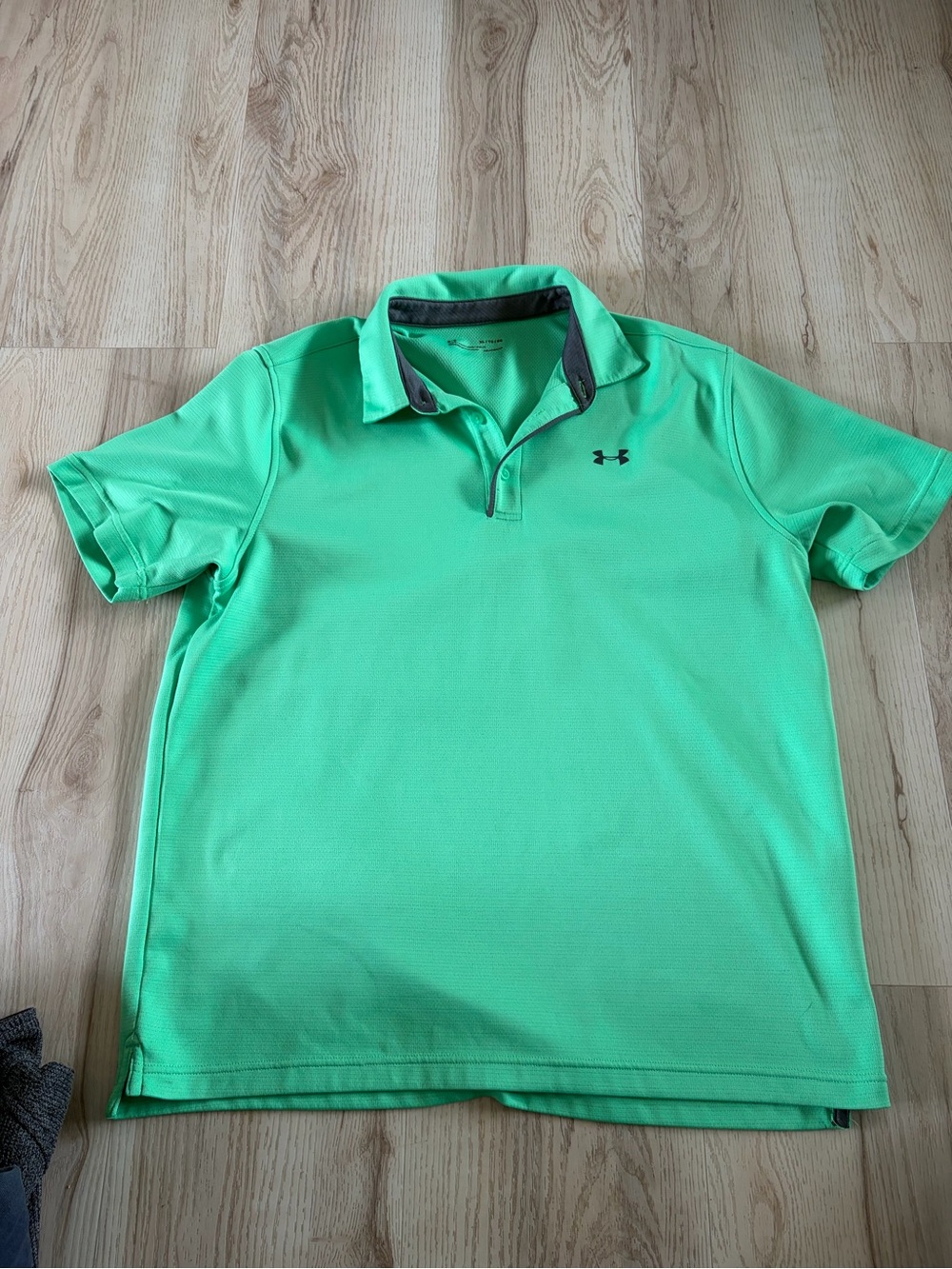 Under Armour Men's Green golf Polo